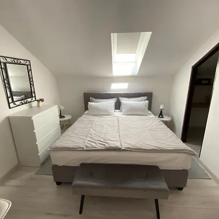 Flora 1 Appartement *